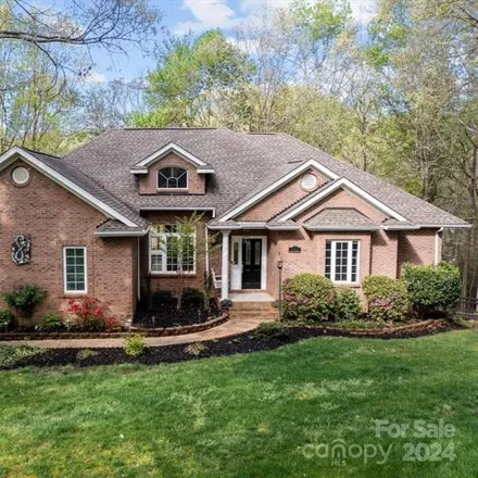Buy this 3 bed house on 232 Farmstead Lane in Mooresville, NC 28117