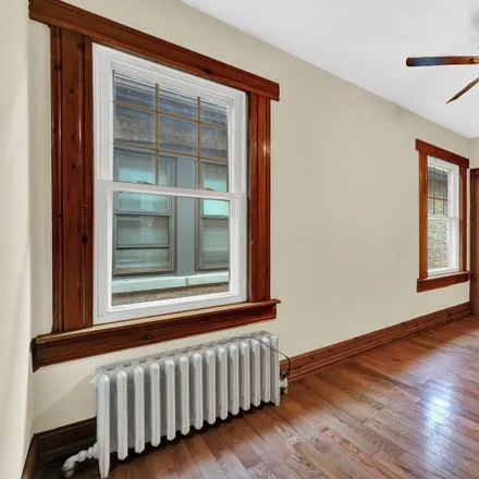 Image 7 - 6332 South Kilpatrick Avenue, Chicago, IL 60629, USA - Loft for sale