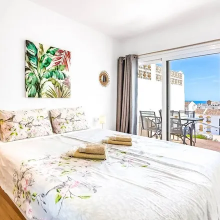 Rent this 2 bed house on Fuengirola in Avenida Jesús Santos Reín, 29640 Fuengirola