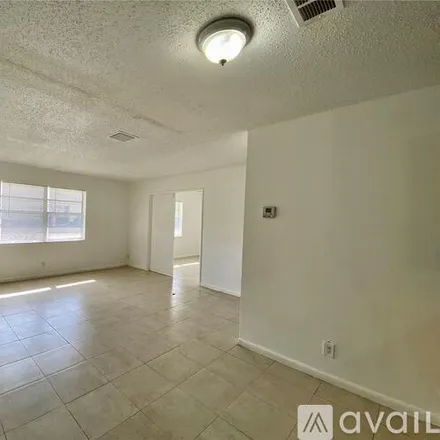 Image 6 - 1034 NW 8th Ave, Unit 1036 - Apartment for rent
