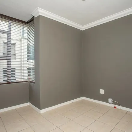 Image 8 - Engen, Carl Cronje Drive, Cape Town Ward 70, Bellville, 7530, South Africa - Apartment for rent