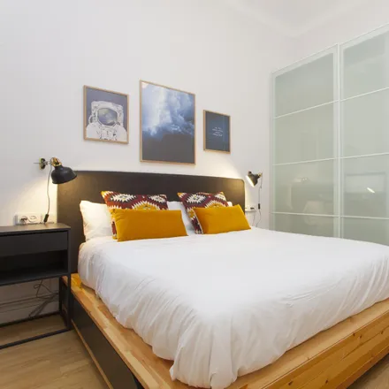 Rent this 2 bed apartment on Carrer del Sol in 1, 08012 Barcelona