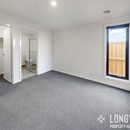 Image 2 - Oscar Crescent, Deanside VIC 3336, Australia - Apartment for rent