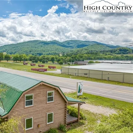 Buy this 5 bed loft on 401 Old Highway Road in Shallowford, Unicoi County