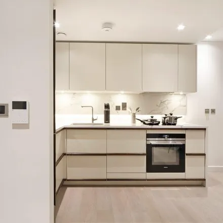 Image 4 - Westmark, Newcastle Place, London, W2 1DB, United Kingdom - Apartment for rent