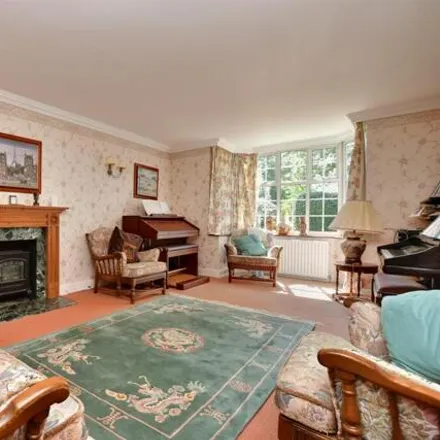 Image 1 - Hitherwood, Horsham Road, Cranleigh, GU6 8DN, United Kingdom - House for sale