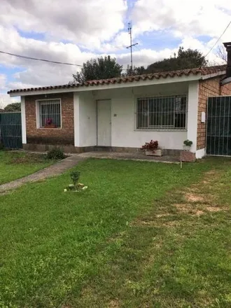 Buy this 3 bed house on Cornelio Guerra 1671 in 1739, 12500 Montevideo