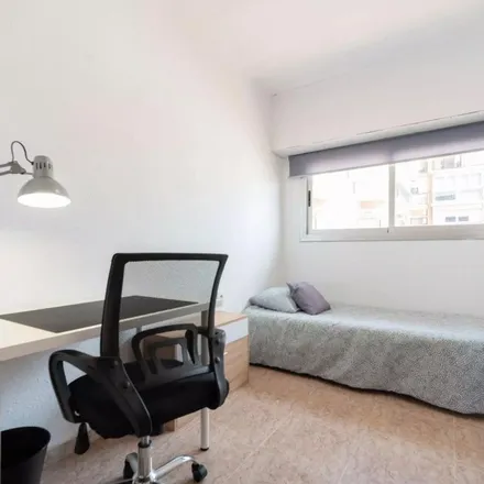 Rent this 6 bed apartment on Centro Educativo Latina in Carrer d'Herrero / Calle Herrero, 23