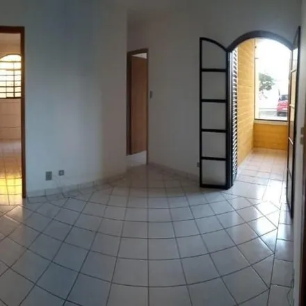 Rent this 2 bed apartment on Rua Paulo Dias Raposo in Areão, Taubaté - SP