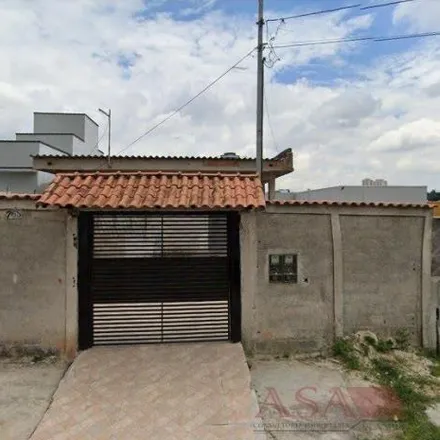 Buy this 3 bed house on Rua Prefeito José de Melo Franco in Vila Cléo, Mogi das Cruzes - SP