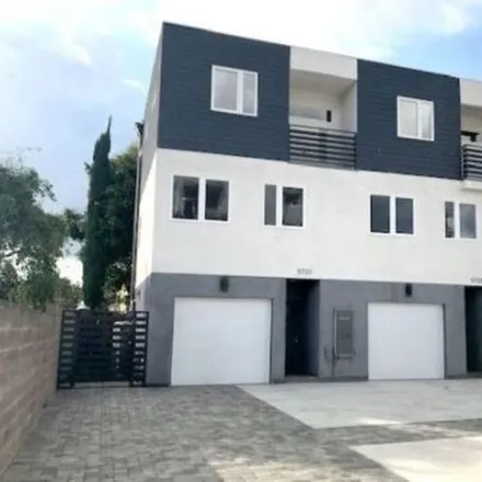 Image 2 - 5728 Fair Avenue, Los Angeles, CA 91601, USA - Townhouse for rent