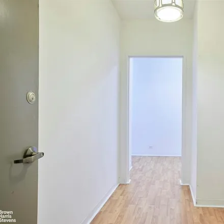 Buy this studio apartment on 140 WEST END AVENUE 1D in New York