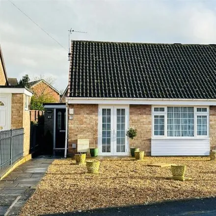 Buy this 2 bed house on Keats Close in Royal Wootton Bassett, SN4 8HH