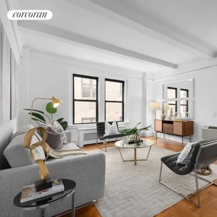 Image 3 - 245 West 74th Street, New York, NY 10023, USA - Apartment for sale