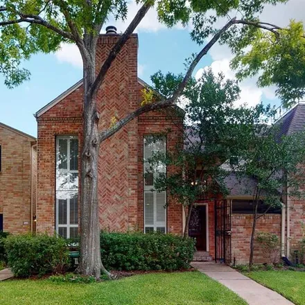 Rent this 3 bed apartment on Taylorcrest Road in Bunker Hill Village, Harris County