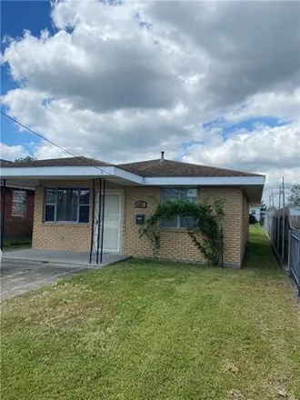 Rent this 2 bed house on 875 Avenue A in Westwego, LA 70094