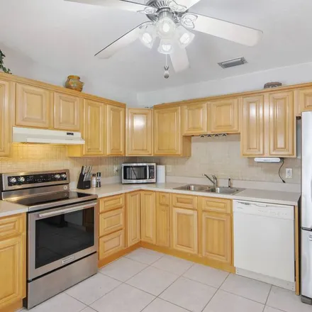 Rent this 4 bed house on Tampa