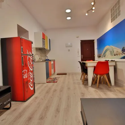 Image 8 - Carrer de Roderic d'Osona, 8, 46023 Valencia, Spain - Apartment for rent
