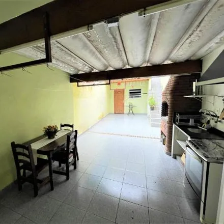 Buy this 2 bed house on Avenida Vivaldi in Rudge Ramos, São Bernardo do Campo - SP