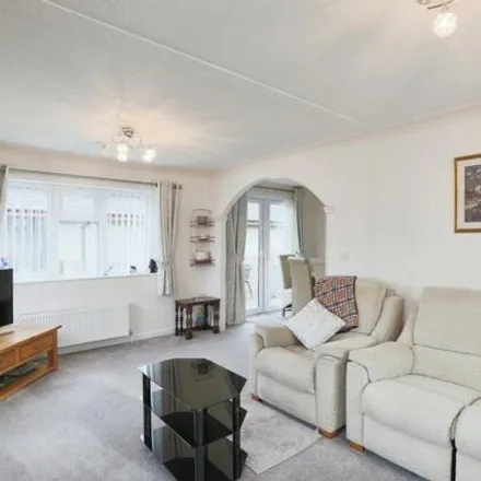 Image 2 - Barton Fields, Welford on Avon, CV37 8HH, United Kingdom - Townhouse for sale