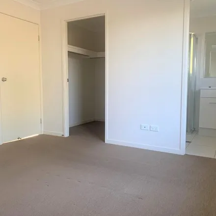Rent this 3 bed apartment on Bronco Crescent in Gracemere QLD, Australia