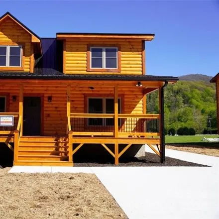 Buy this 3 bed house on 92 Panoramic Loop in Maggie Valley, Haywood County