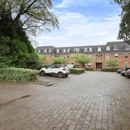 Buy this 1 bed apartment on Castlecroft Road in Wolverhampton, WV3 8ND