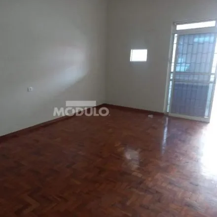 Rent this 4 bed apartment on Avenida Floriano Peixoto in Centro, Uberlândia - MG