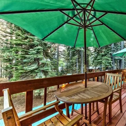 Image 5 - VLI Trail, Donner Lake Village, Truckee, CA, USA - House for sale