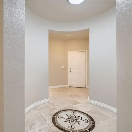 Image 4 - 2502 Wellworth Avenue, Henderson, NV 89074, USA - House for sale
