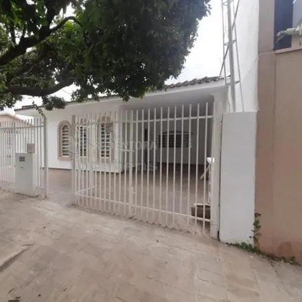 Rent this 4 bed house on Rua Alexandre Rosa in Vila São José, São José do Rio Preto - SP