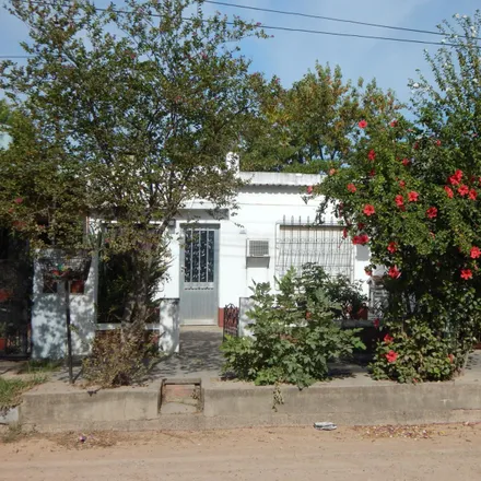 Buy this 2 bed house on Paso de los Andes in Departamento Colón, 3283 San José