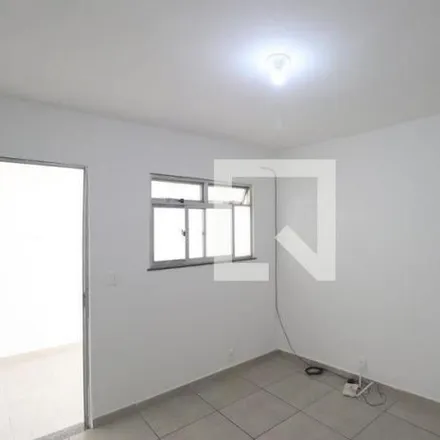 Rent this 2 bed house on Rua José Jardim in Colubandê, São Gonçalo - RJ