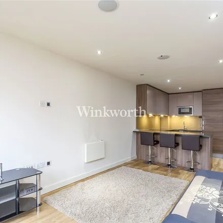 Rent this 1 bed apartment on Carleton House in Boulevard Drive, London