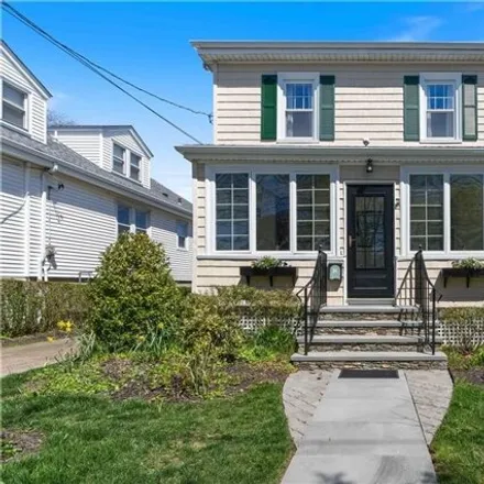 Buy this 3 bed house on 31 Harrison Avenue in Newport, RI 02840