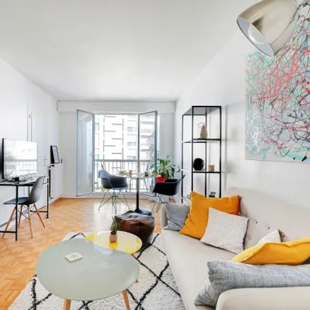 Image 3 - 8 Rue Dupleix, 75015 Paris, France - Apartment for rent