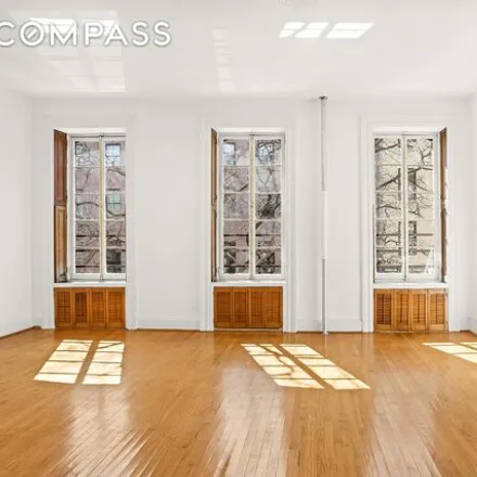 Rent this 1 bed townhouse on 359 West 20th Street in New York, NY 10011