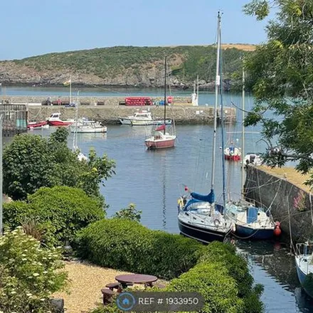Image 4 - 15 Gwelfor Estate, Cemaes, LL67 0NL, United Kingdom - Apartment for rent