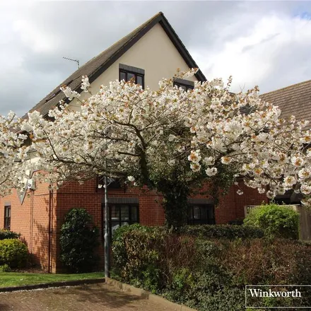 Rent this 1 bed apartment on The Pines in Borehamwood, WD6 4RR