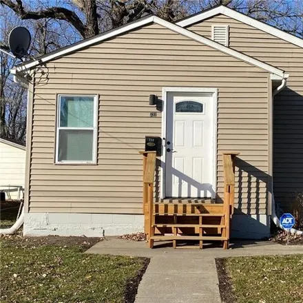 Buy this 3 bed house on 800 South 1st Avenue West in Albert Lea, MN 56007