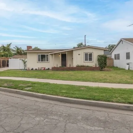 Buy this 3 bed house on 5598 East Ulen Street in Long Beach, CA 90815