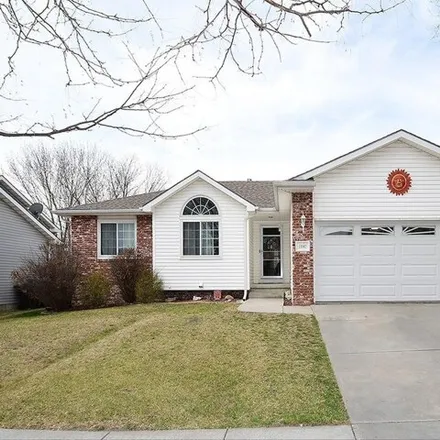 Buy this 4 bed house on 2683 Southwest 14th Street in Lincoln, NE 68522