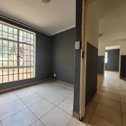 Image 2 - Park Street South, West Porges, Randfontein Local Municipality, 1759, South Africa - Apartment for rent