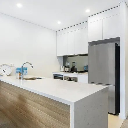 Image 3 - 6 Nancarrow Avenue, Ryde NSW 2112, Australia - Apartment for rent