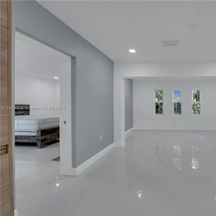 Image 8 - 1101 Southwest 8th Avenue, Fort Lauderdale, FL 33315, USA - House for sale