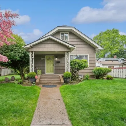 Buy this 5 bed house on 5272 North Syracuse Street in Portland, OR 97203