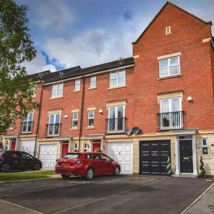Buy this 3 bed townhouse on Starflower Way in Derby, DE3 0BS