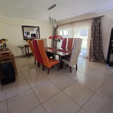 Rent this 7 bed apartment on unnamed road in Johannesburg Ward 32, Sandton