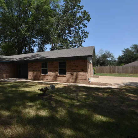 Image 4 - 10694 Lakeshore Drive, Smith County, TX 75707, USA - House for sale