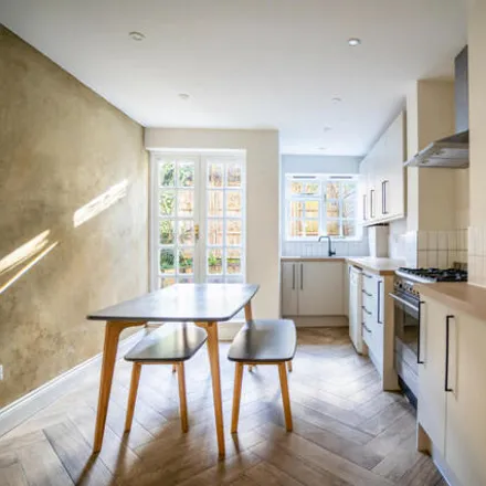 Buy this 3 bed townhouse on Kildoran Road in London, SW2 5JZ